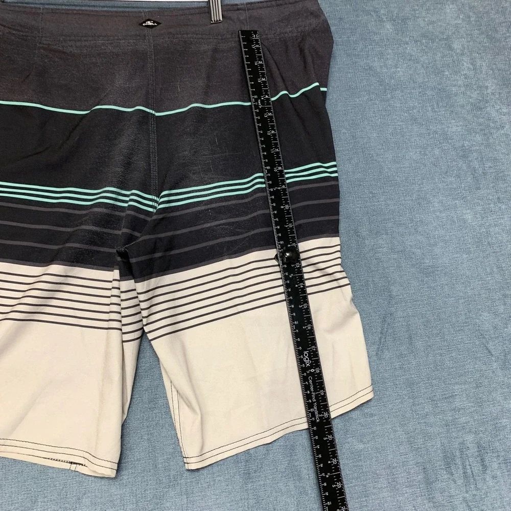 O'Neill Board Shorts Mens 38 Multicolor Logo Straight Leg Striped Summer Beach
